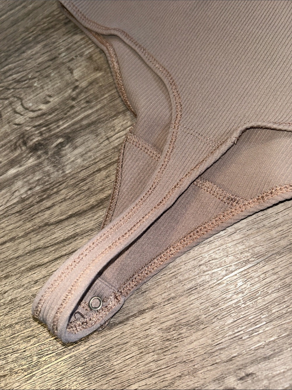 Abercrombie & Fitch Soft AF Collection Ribbed Bodysuit Taupe Brown Stretch Top M - Picture 4 of 5